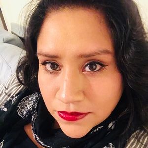 Meet your Posher, Karina